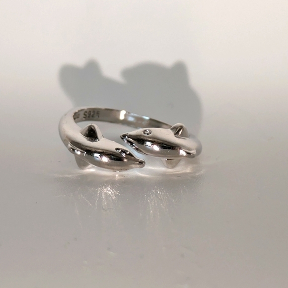 Sterling Silver Dolphin Ring - Picture 1 of 4
